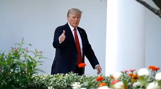 Tổng thống Mỹ Donald Trump tiết lộ câu hỏi dành cho đồng cấp Putin tại Nhà Trắng ảnh 1