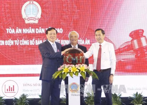 Có thể xem chi tiết bản án, quyết định tòa án trên website http://toaan.gov.vn ảnh 2