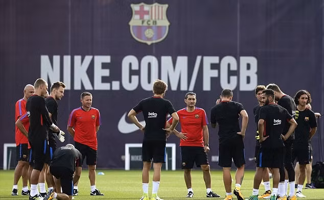 Messi và Neymar không tham dự chuyến du đấu trên đất Mỹ ảnh 4
