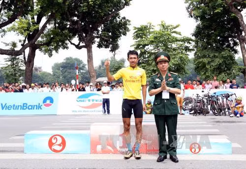 Khai mạc cuộc đua xe đạp 'Về Trường Sơn' năm 2017 ảnh 2