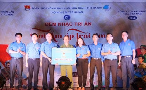 ‘Nơi ấm áp trái tim’ – chương trình tri ân những anh hùng ảnh 5