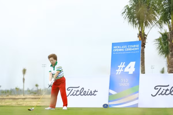 BRG Đà Nẵng Golf Resort có sân gôn phong cách bờ kè (bulkhead style) đầu tiên tại Châu Á ảnh 3