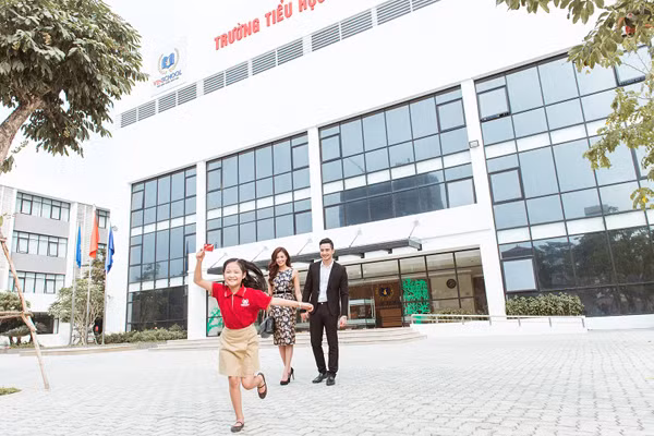 100 tỷ đồng tri ân chủ thẻ VinID trong ‘365 ngày vui’ ảnh 3