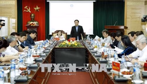 Phó Thủ tướng Vương Đình Huệ yêu cầu Bộ Y tế khẩn trương điều chỉnh để đảm bảo quyền lợi cho người dân ảnh 1