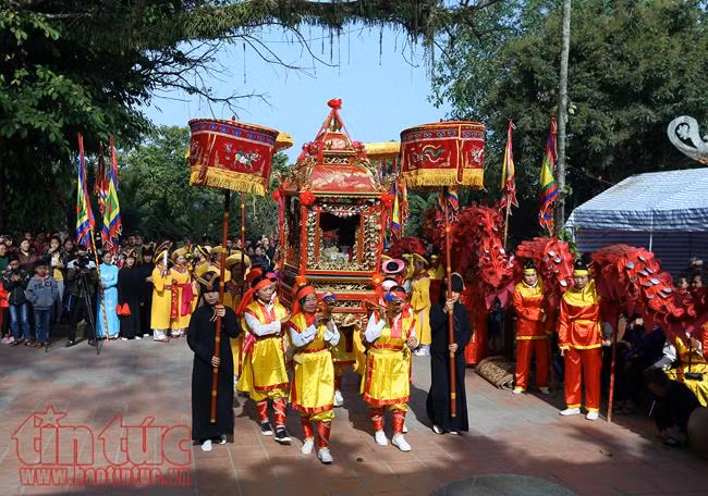 Lễ hội Thành Bản Phủ - đền Hoàng Công Chất ảnh 5