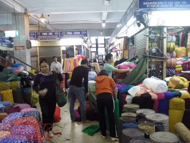 Không chỉ chợ Quang, nhiều chợ Hà Nội cũng đối mặt với nguy cơ hỏa hoạn ảnh 7
