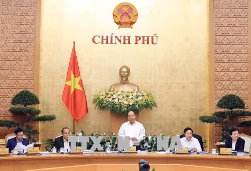 Thủ tướng Nguyễn Xuân Phúc: Tăng trưởng để người dân sống an toàn và hạnh phúc hơn ảnh 1