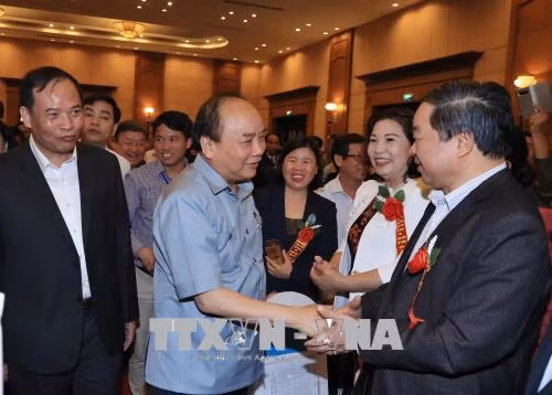 Thủ tướng Nguyễn Xuân Phúc đối thoại với nông dân Việt Nam ảnh 4