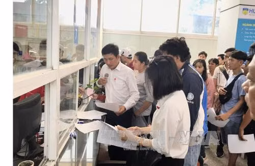 30 điểm tiếp nhận hồ sơ của thí sinh tự do thi THPT tại Hà Nội ảnh 1