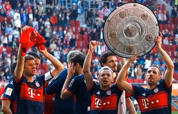 Ấn tượng ngày ‘Hùm xám’ Bayern lần thứ 28 đăng quang Bundesliga ảnh 4