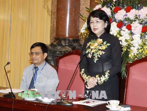 Phó Chủ tịch nước tiếp Đoàn đại biểu người có công tỉnh Kon Tum ảnh 1