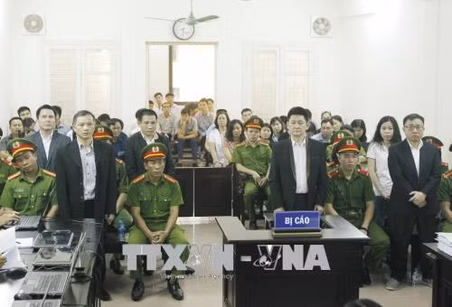 Xét xử 6 bị cáo 'hoạt động nhằm lật đổ chính quyền nhân dân' ảnh 1