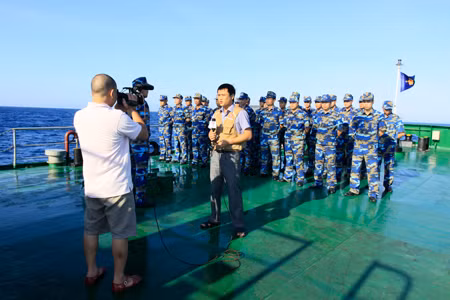 Chuyện nhà báo đi Hoàng Sa ảnh 1