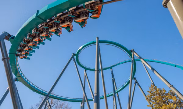 Hình ảnh tàu lượn siêu tốc ở Six Flags Over Georgia. Ảnh: Six Flags
