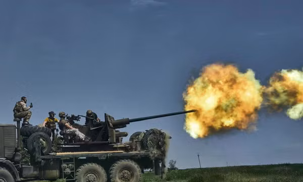 Phòng không Ukraine bắn hạ 18 tên lửa Nga nhằm vào Kiev
