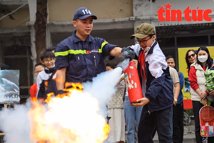 Chú thích ảnh