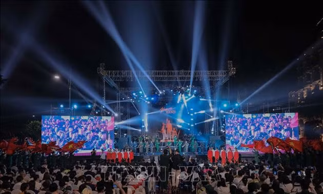 '80 năm - Vang mãi bản hùng ca Hà Nội': Khúc tráng ca người chiến sĩ Thủ đô