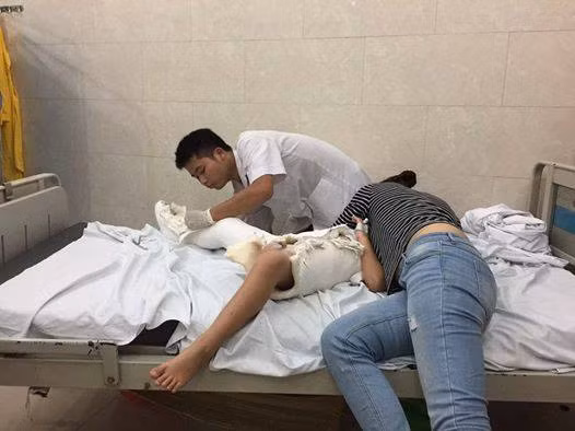 Phụ huynh tố 7 điểm dối trá của Hiệu trưởng trường Nam Trung Yên ảnh 1