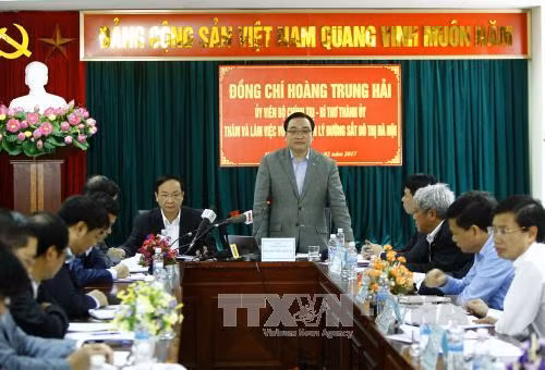 Bí thư Thành ủy Hà Nội: Cần đẩy nhanh tiến độ xây dựng các tuyến đường sắt đô thị ảnh 1
