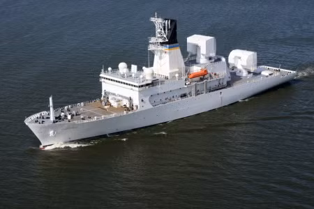 Tàu chiến Mỹ đến Hàn Quốc cùng dàn radar 'bắt' tên lửa đạn đạo ảnh 1