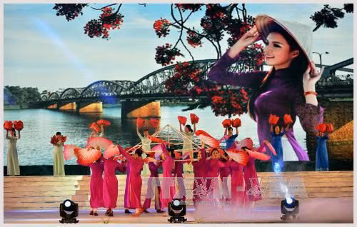 Khai mạc Năm Du lịch quốc gia 2017 Lào Cai - Tây Bắc ảnh 2