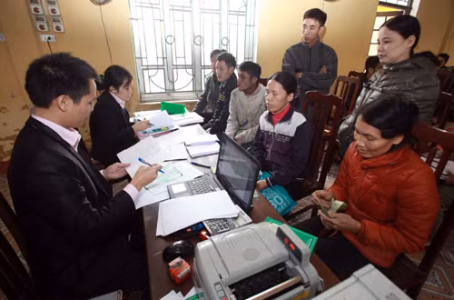 Ngân hàng Chính sách xã hội đối chiếu nợ qua tin nhắn miễn phí ảnh 1