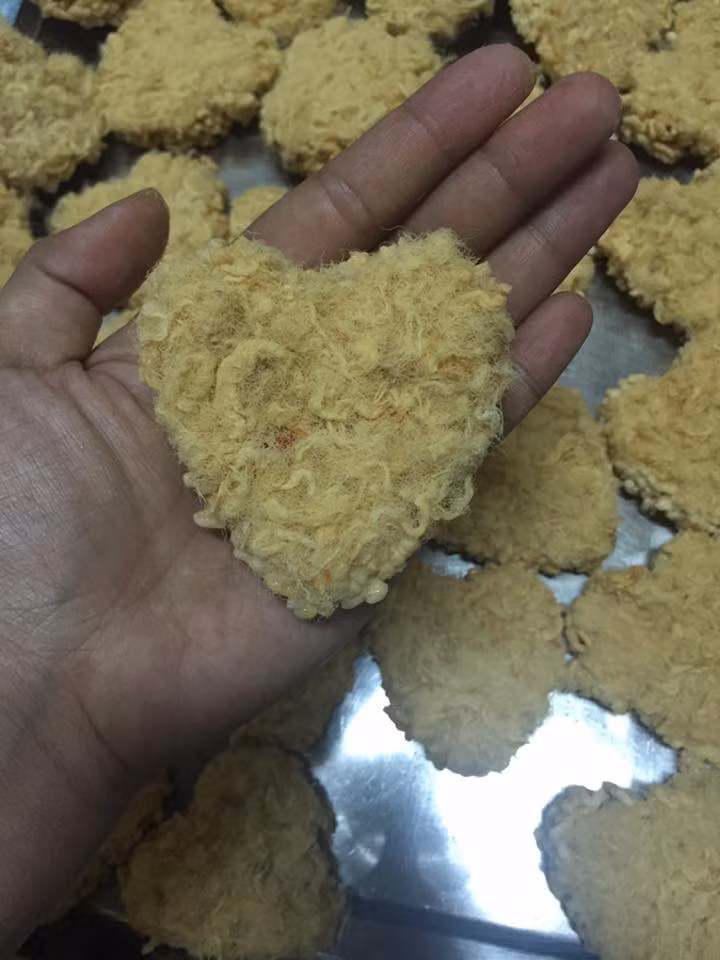 Cơm cháy chà bông hình trái tim cho lễ Valentine ảnh 1