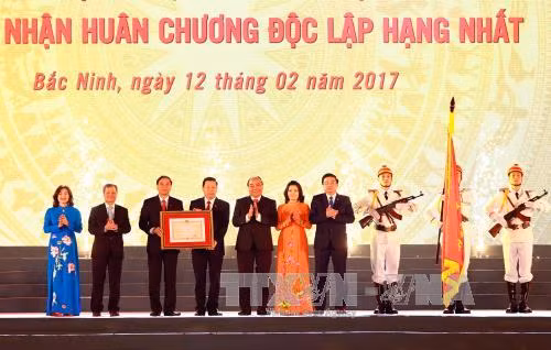 Thủ tướng dự Lễ kỷ niệm 185 năm thành lập và 20 năm tái lập tỉnh Bắc Ninh ảnh 1