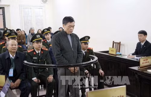 Nguyên Tổng giám đốc Vinashinlines cùng các đồng phạm ra hầu tòa ảnh 1
