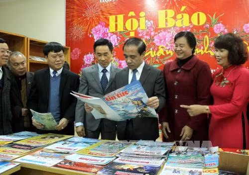 Hội Báo Xuân Đinh Dậu 2017 tại Tuyên Quang ảnh 2