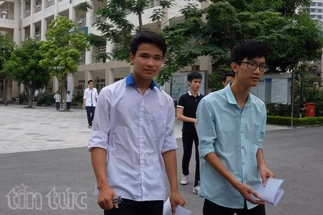  Bài thi tổ hợp: Thí sinh cần điểm một môn phải thi ba môn ảnh 1