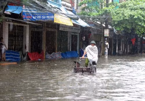 Từ trưa, chiều nay, Đông Bắc Bộ mưa giảm nhanh ảnh 1