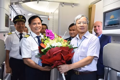 Vietnam Airlines nhận máy bay Boeing 787-9 Dreamliner đầu tiên ảnh 2
