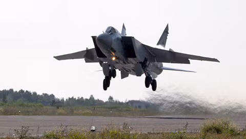 MiG-31 Nga rơi sau khi vừa sửa chữa ảnh 1