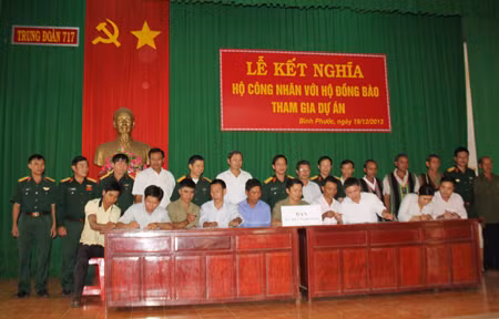 Kết nghĩa cùng xây dựng kinh tế trên địa bàn biên giới ảnh 1