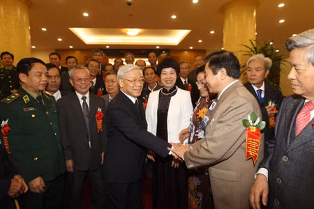 Biểu dương người cao tuổi tham gia bảo vệ chủ quyền biên giới, biển đảo ảnh 1