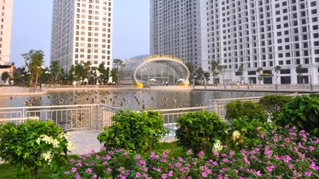 Đến Times City thưởng lãm “vũ điệu nước” lớn nhất Việt Nam ảnh 1