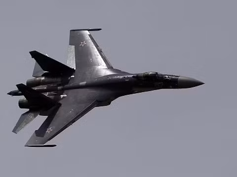 Trung Quốc mua Su-35 để kiểm soát biển Đông? ảnh 1