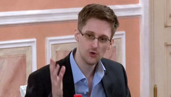 Snowden muốn xin tỵ nạn ở Brazil ảnh 1