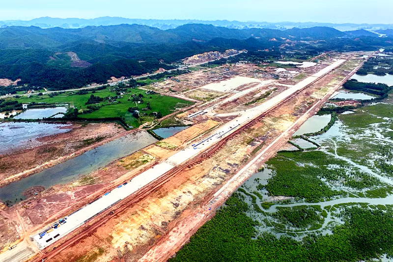 Quảng Ninh công bố điều chỉnh quy hoạch Cảng hàng không quốc tế Vân Đồn ảnh 1