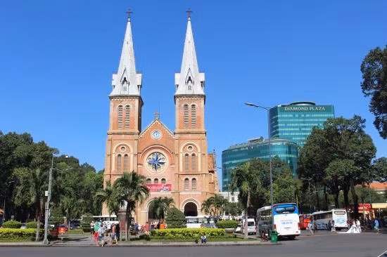 Nhiều yếu kém trong phát triển du lịch TP Hồ Chí Minh ảnh 1