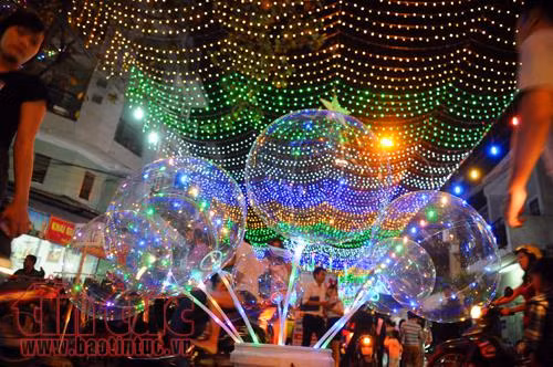 Sài Gòn lung linh trong mùa Giáng sinh ảnh 4