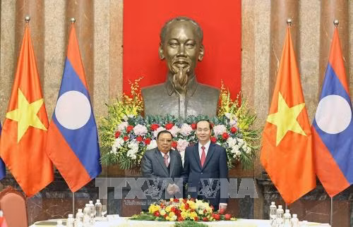 Chủ tịch nước Trần Đại Quang hội kiến Tổng Bí thư, Chủ tịch nước Lào ảnh 1