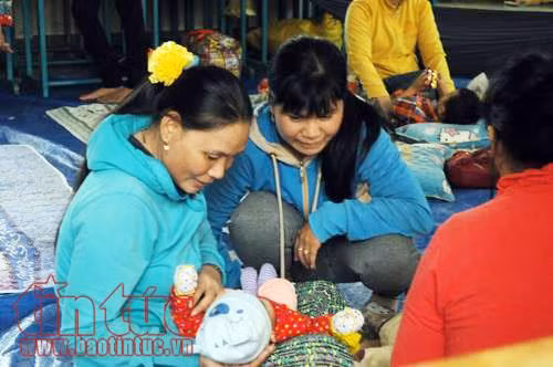 Hàng ngàn người dân tránh trú an toàn trước giờ bão 16 đổ bộ ảnh 7