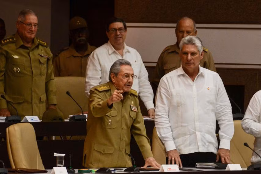 Tại sao Chủ tịch Cuba Raul Castro hoãn từ chức? ảnh 1