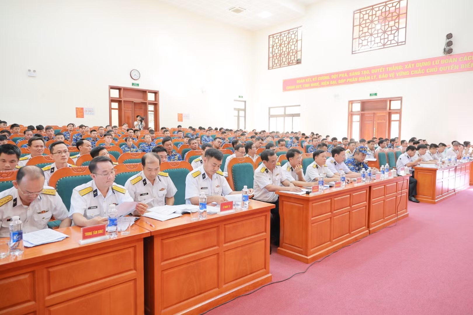 Đại biểu dự hội nghị.