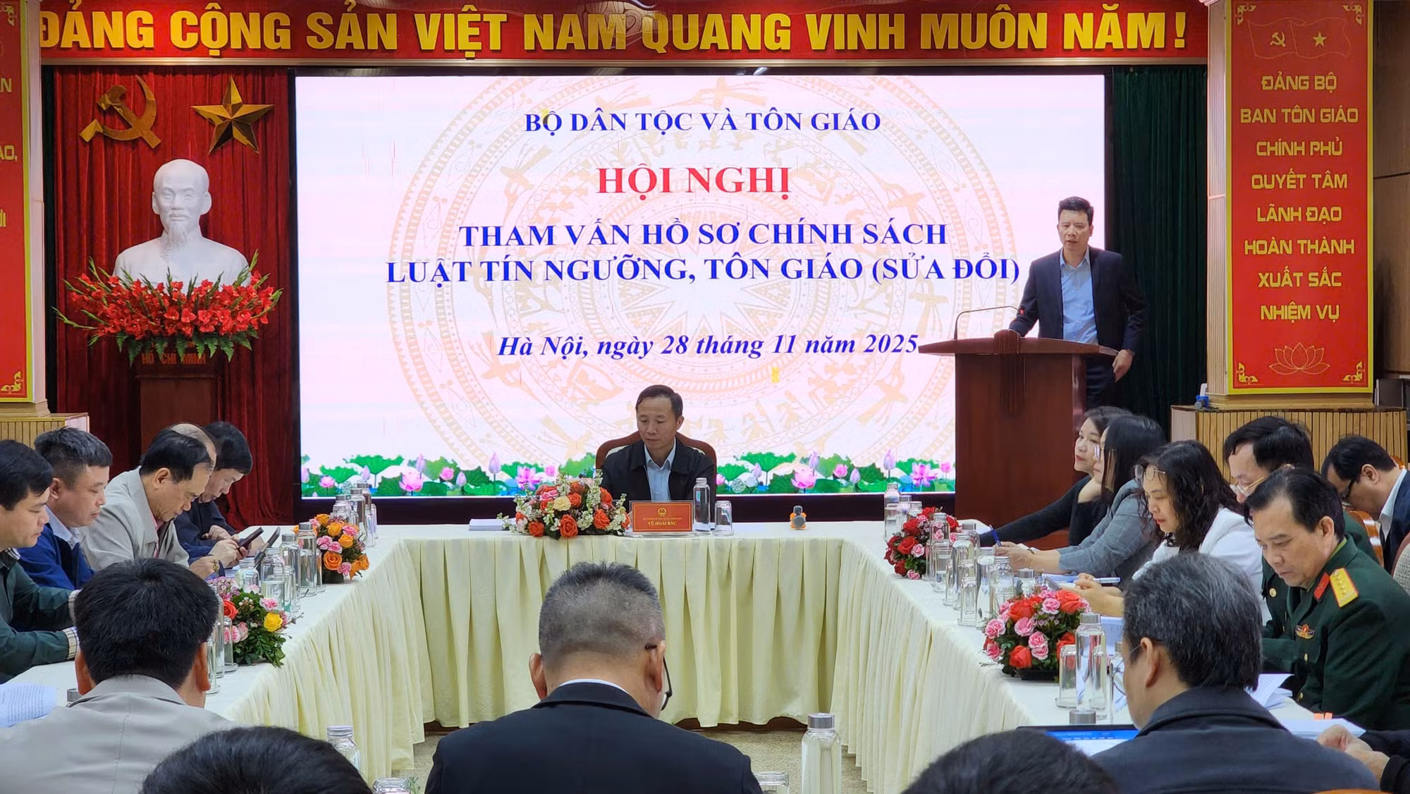 dantoctongiaothamvan.jpg