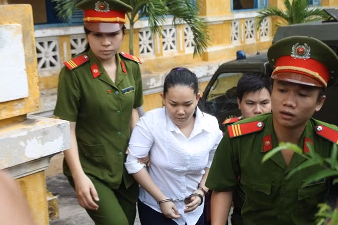 Bảo mẫu đánh chết trẻ lĩnh án 18 năm tù ảnh 1