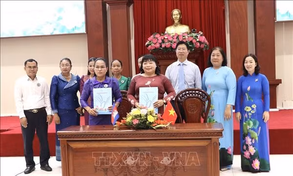 Đồng Tháp và Prey Veng hợp tác bảo vệ phụ nữ, trẻ em