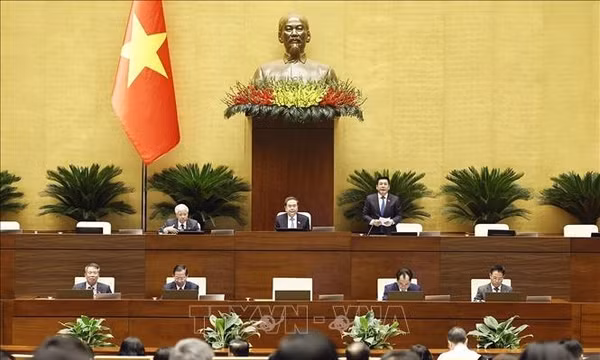 Quốc hội thảo luận về dự án Luật Đất đai (sửa đổi)
